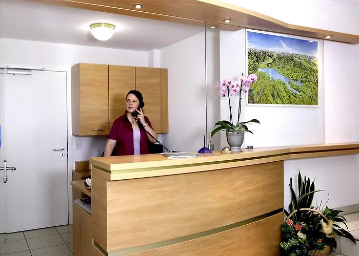 Отель Seehof 3*